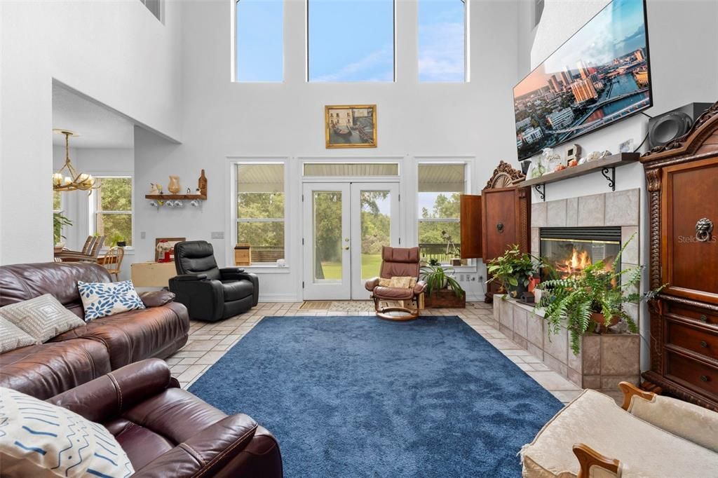 For Sale: $875,000 (5 beds, 4 baths, 2846 Square Feet)