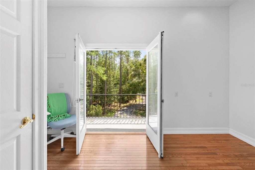 For Sale: $875,000 (5 beds, 4 baths, 2846 Square Feet)