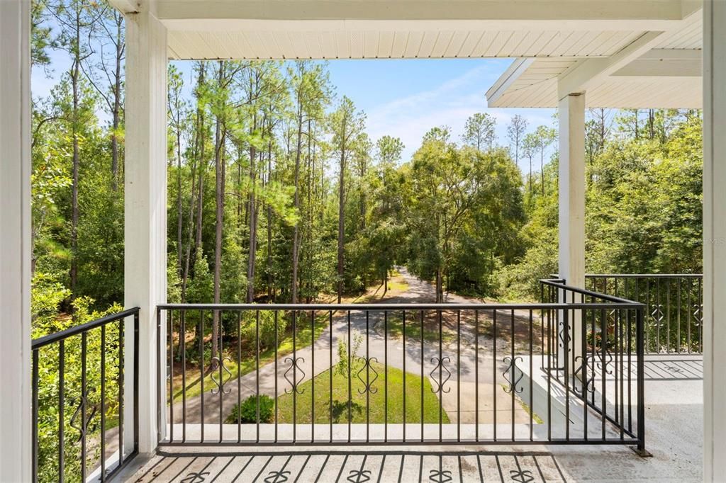 For Sale: $875,000 (5 beds, 4 baths, 2846 Square Feet)