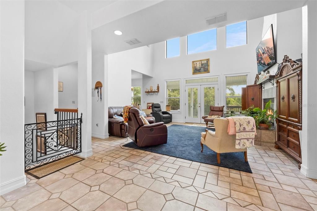 For Sale: $875,000 (5 beds, 4 baths, 2846 Square Feet)