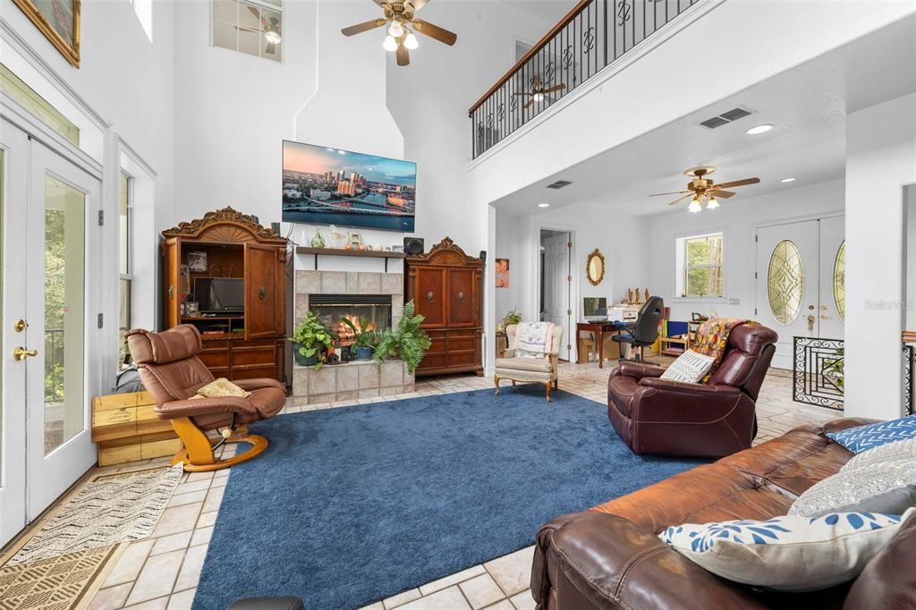 For Sale: $875,000 (5 beds, 4 baths, 2846 Square Feet)