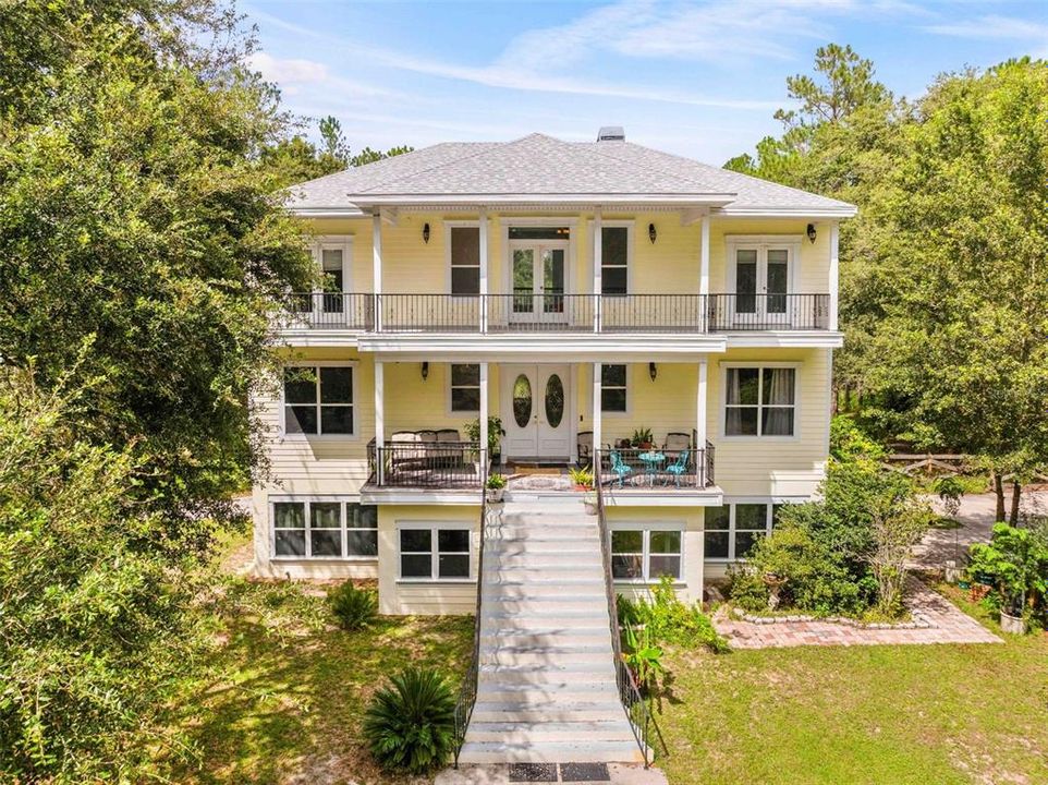 For Sale: $875,000 (5 beds, 4 baths, 2846 Square Feet)