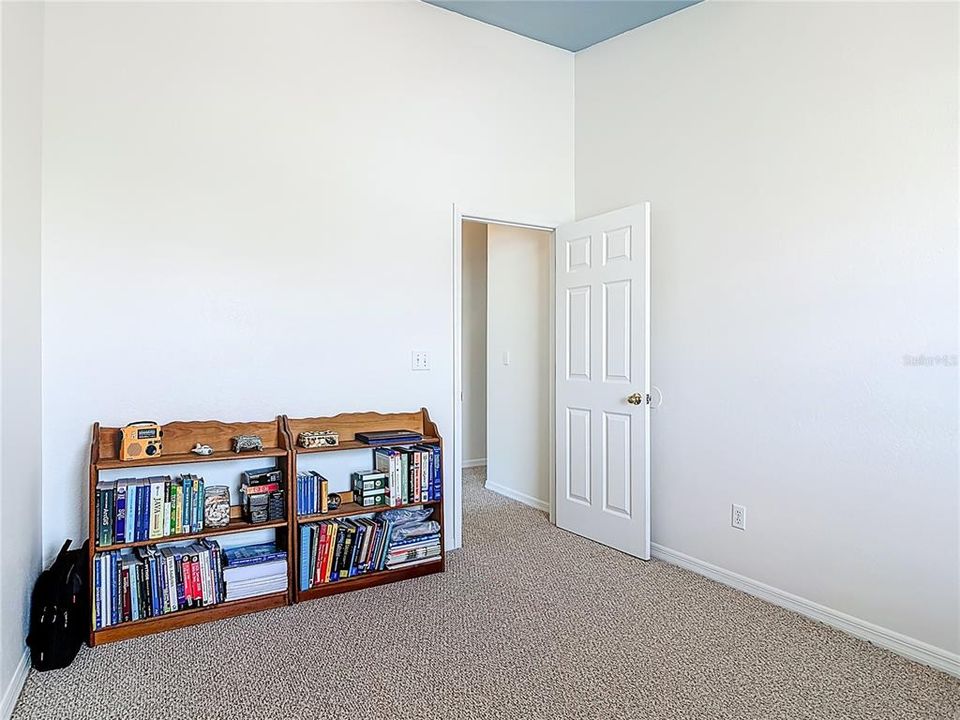 На продажу: $335,000 (3 спален, 2 ванн, 1608 Квадратных фут)