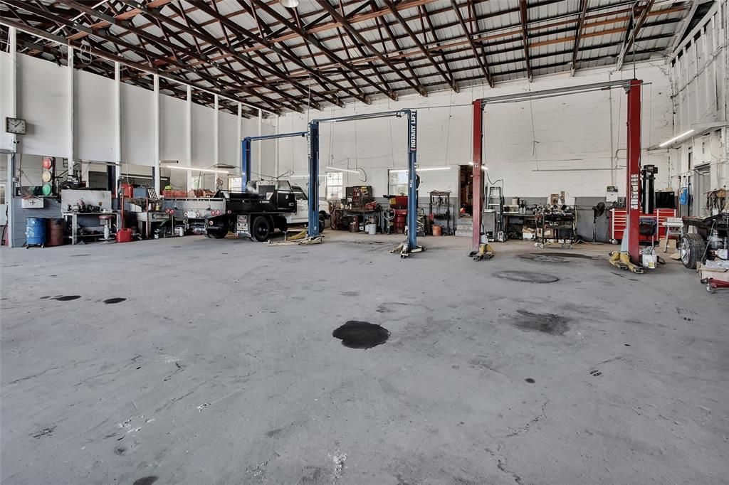 En Venta: $1,200,500 (0 camas, 0 baños, 12228 Pies cuadrados)