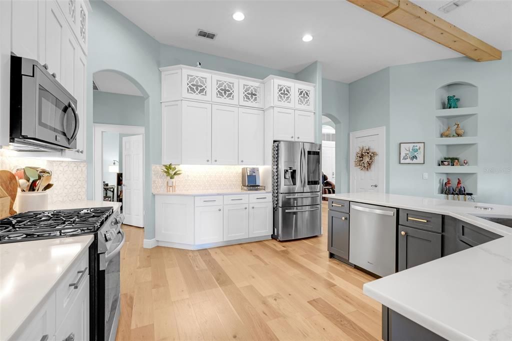 Active With Contract: $799,000 (4 beds, 3 baths, 2734 Square Feet)