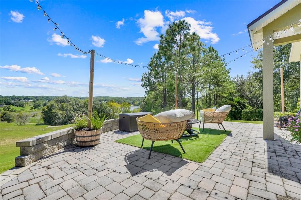 Active With Contract: $799,000 (4 beds, 3 baths, 2734 Square Feet)