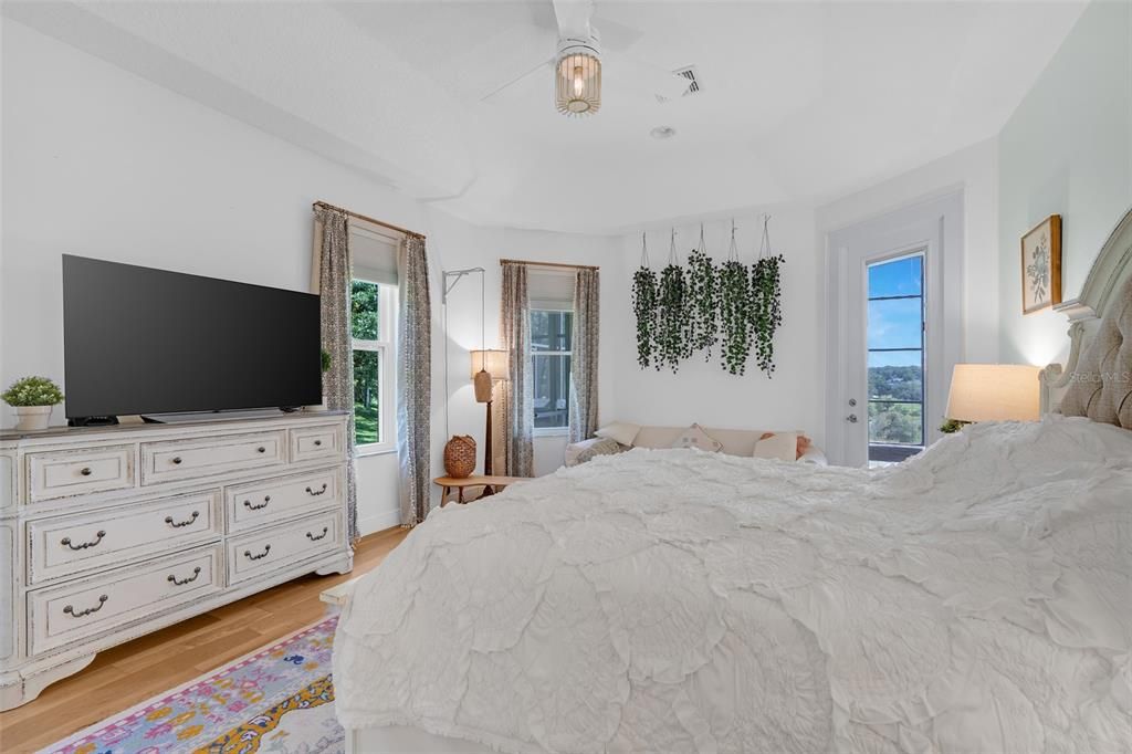 Active With Contract: $799,000 (4 beds, 3 baths, 2734 Square Feet)