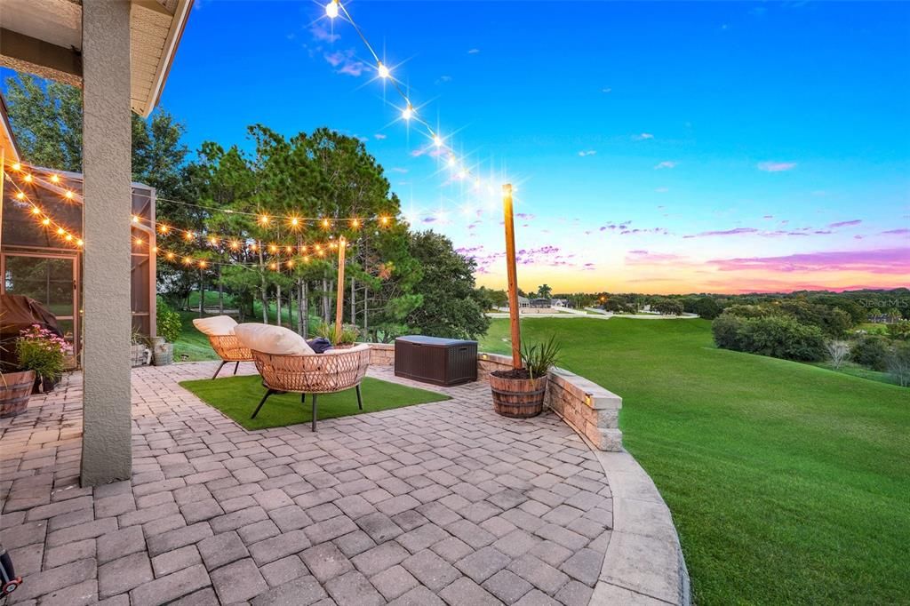 Active With Contract: $799,000 (4 beds, 3 baths, 2734 Square Feet)