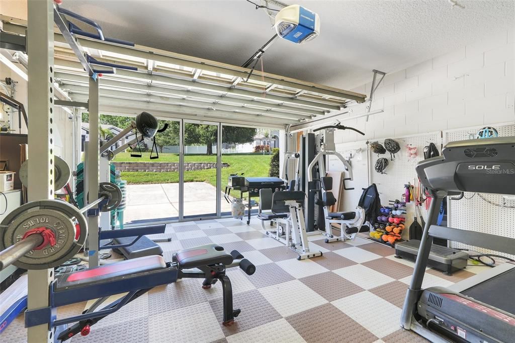 Active With Contract: $799,000 (4 beds, 3 baths, 2734 Square Feet)