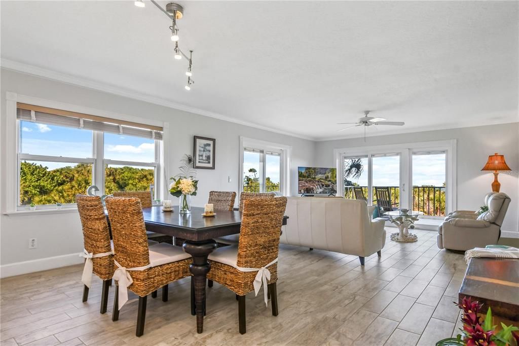 For Rent: $5,750 (3 beds, 2 baths, 1817 Square Feet)