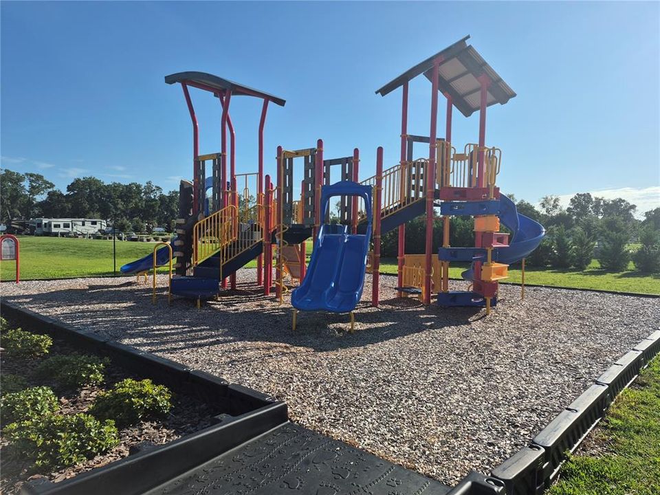 待售: $189,900 (0.07 acres)