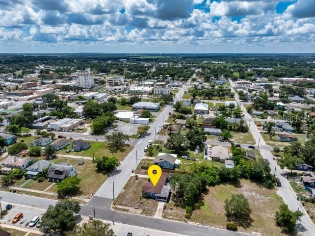 Под контрактом: $253,999 (8 спален, 0 ванн, 1560 Квадратных фут)