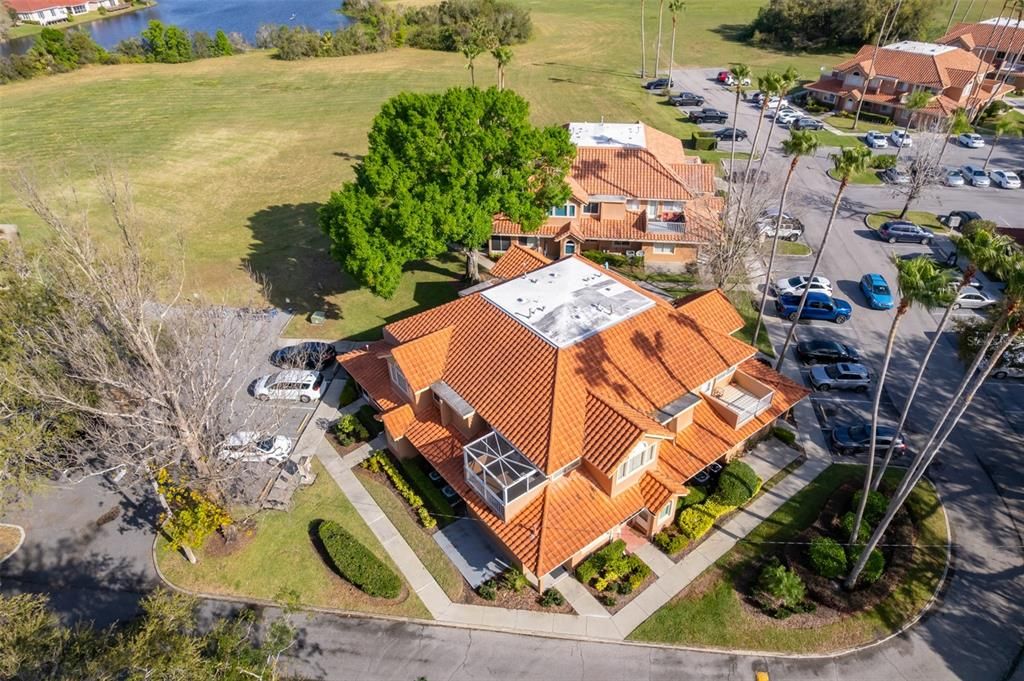 Active With Contract: $1,650 (1 beds, 1 baths, 793 Square Feet)