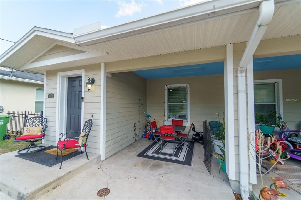 En Renta: $1,950 (2 camas, 2 baños, 2320 Pies cuadrados)