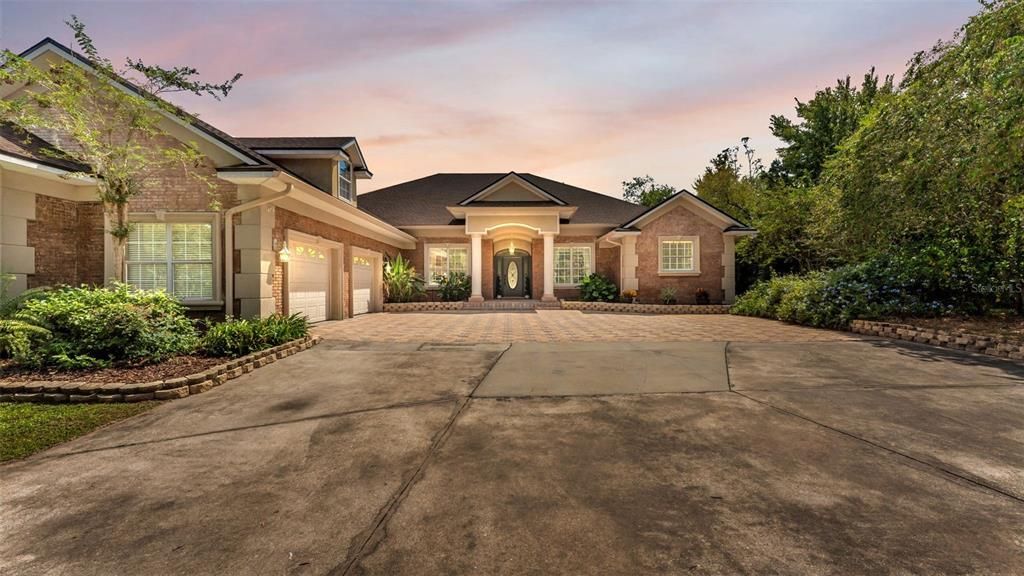 For Sale: $849,900 (4 beds, 3 baths, 3726 Square Feet)