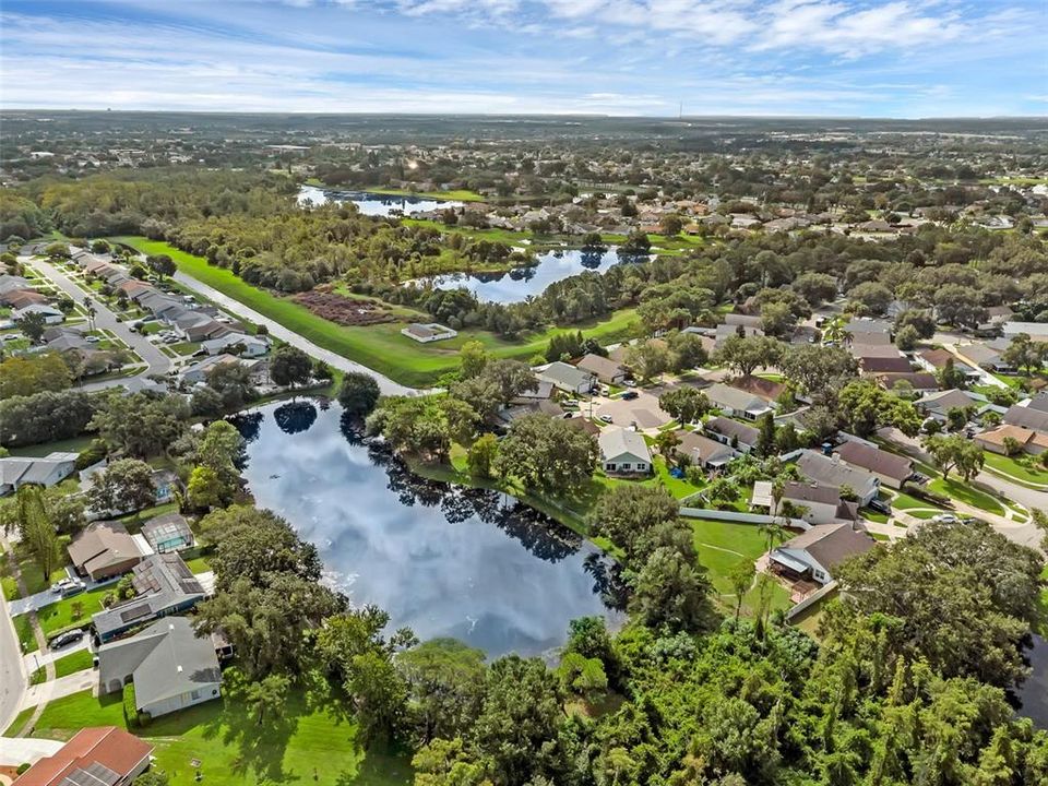 Под контрактом: $355,000 (3 спален, 2 ванн, 1315 Квадратных фут)