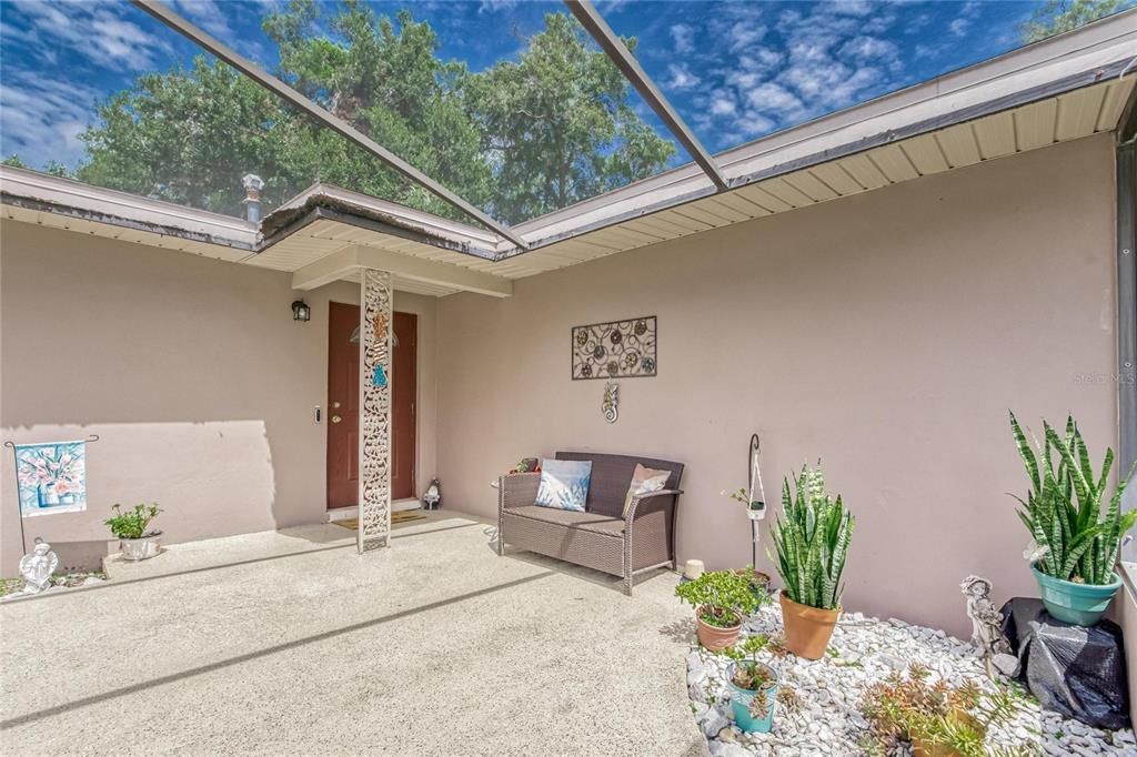 For Sale: $385,000 (3 beds, 2 baths, 1564 Square Feet)