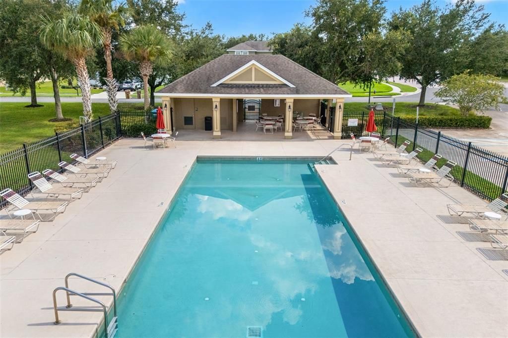 待售: $470,000 (4 贝兹, 2 浴室, 2498 平方英尺)