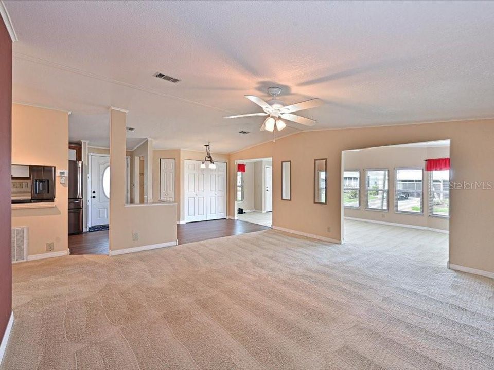 En Venta: $255,000 (2 camas, 2 baños, 1420 Pies cuadrados)