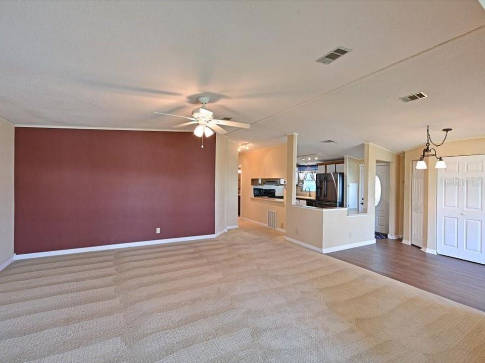 En Venta: $255,000 (2 camas, 2 baños, 1420 Pies cuadrados)