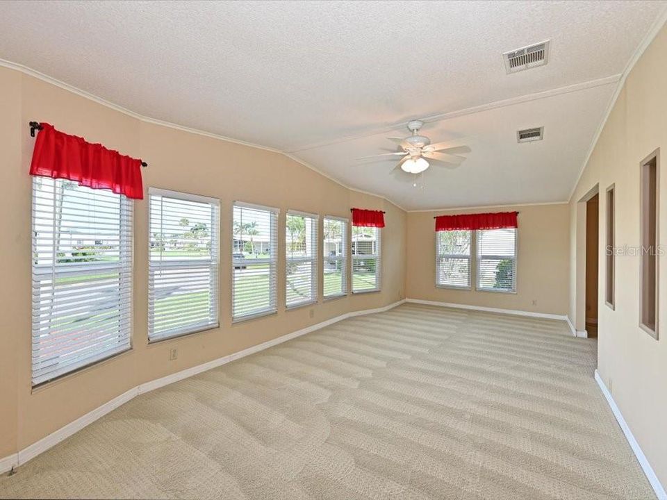 En Venta: $255,000 (2 camas, 2 baños, 1420 Pies cuadrados)