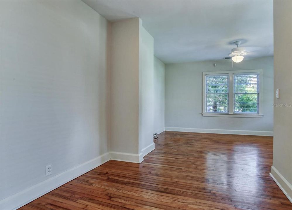 合同活跃: $2,140 (1 贝兹, 1 浴室, 540 平方英尺)