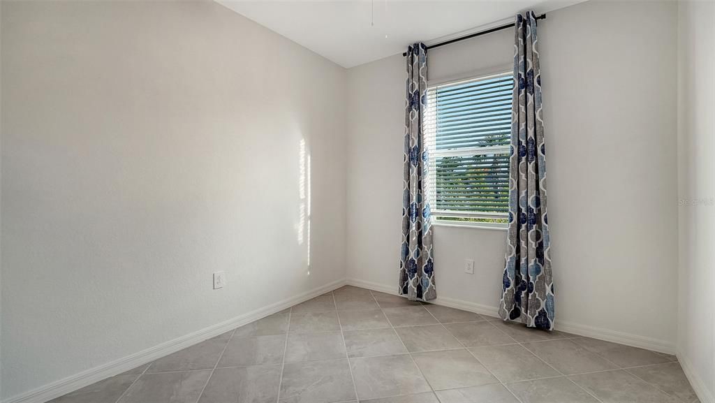 В аренду: $4,500 (4 спален, 3 ванн, 2035 Квадратных фут)