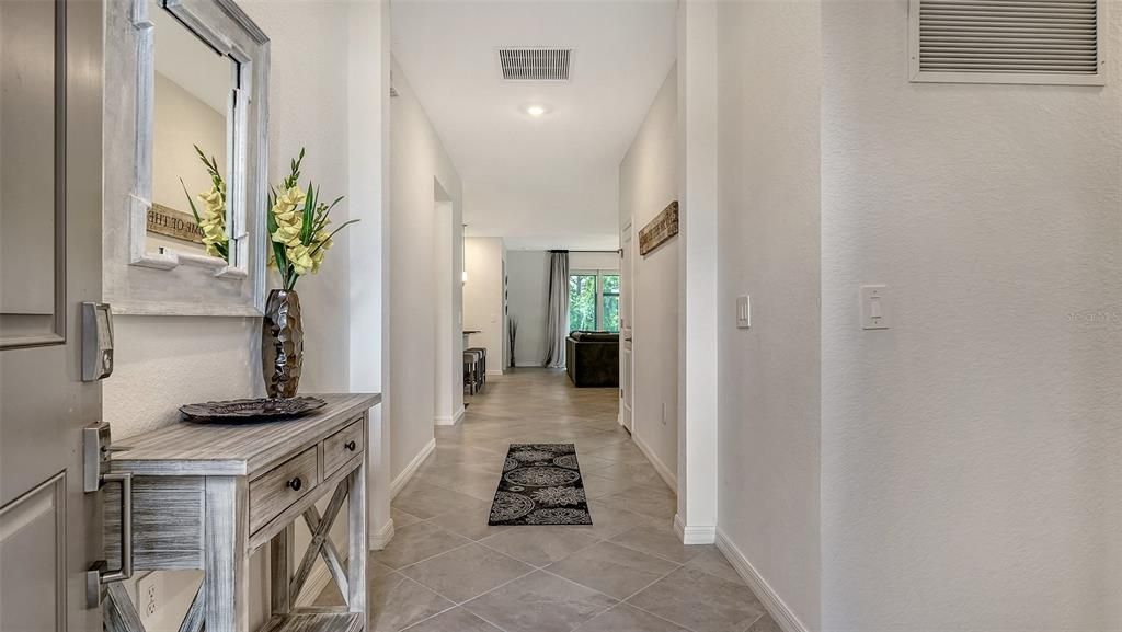 В аренду: $4,500 (4 спален, 3 ванн, 2035 Квадратных фут)