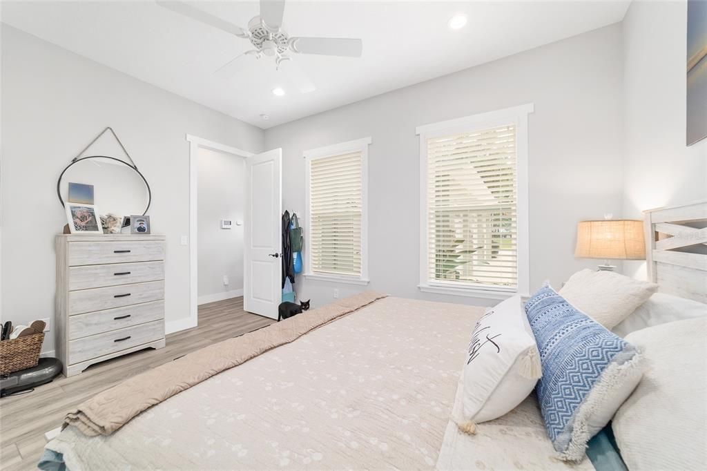 For Sale: $1,695,000 (5 beds, 4 baths, 3466 Square Feet)