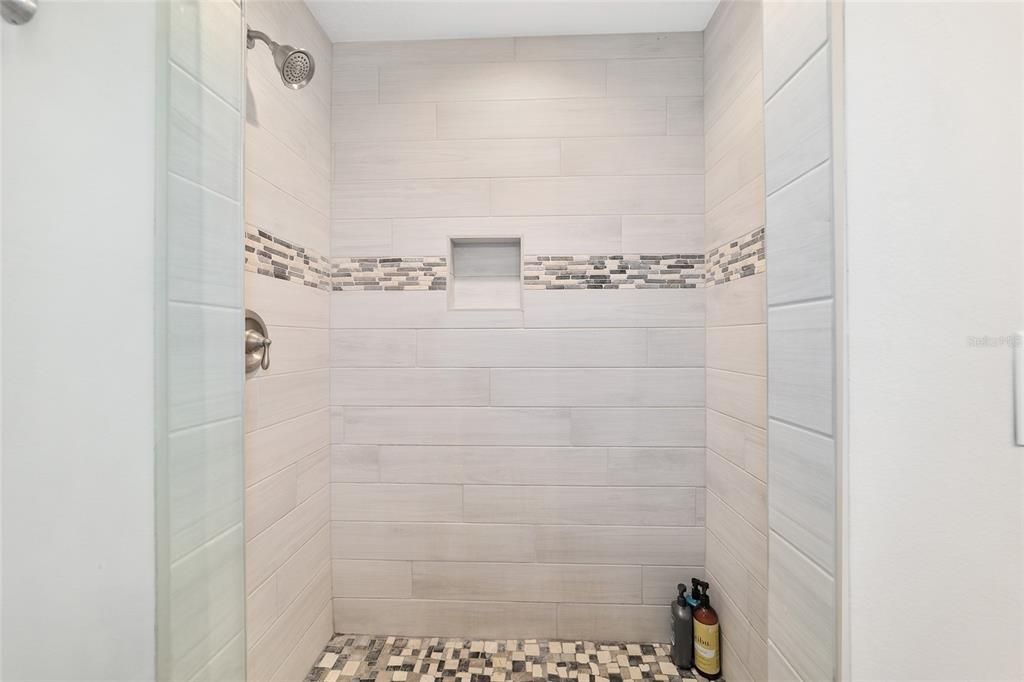 For Sale: $1,695,000 (5 beds, 4 baths, 3466 Square Feet)