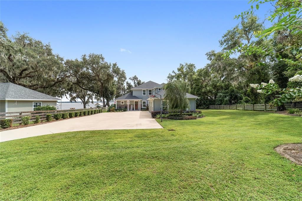 For Sale: $1,695,000 (5 beds, 4 baths, 3466 Square Feet)