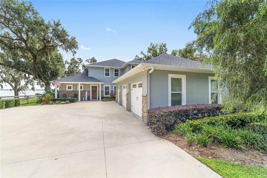 For Sale: $1,695,000 (5 beds, 4 baths, 3466 Square Feet)