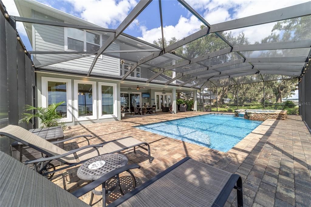 For Sale: $1,695,000 (5 beds, 4 baths, 3466 Square Feet)