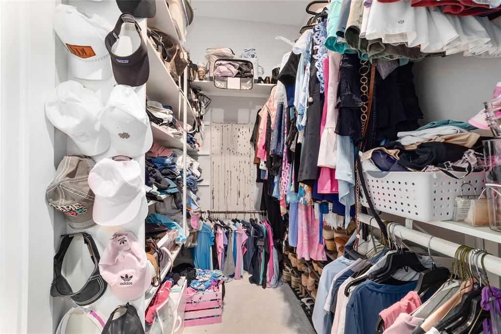 For Sale: $1,695,000 (5 beds, 4 baths, 3466 Square Feet)