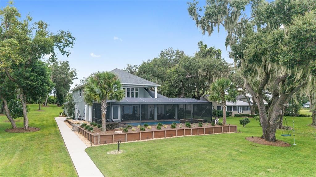 For Sale: $1,695,000 (5 beds, 4 baths, 3466 Square Feet)