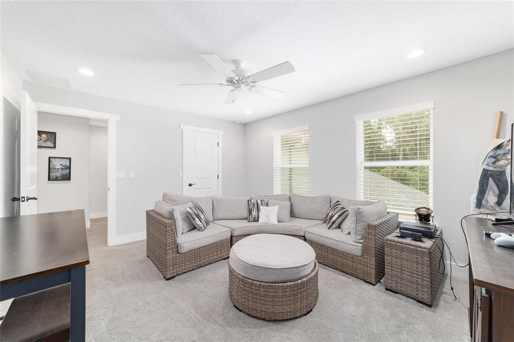 For Sale: $1,695,000 (5 beds, 4 baths, 3466 Square Feet)