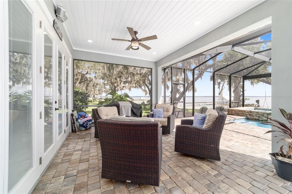 For Sale: $1,695,000 (5 beds, 4 baths, 3466 Square Feet)