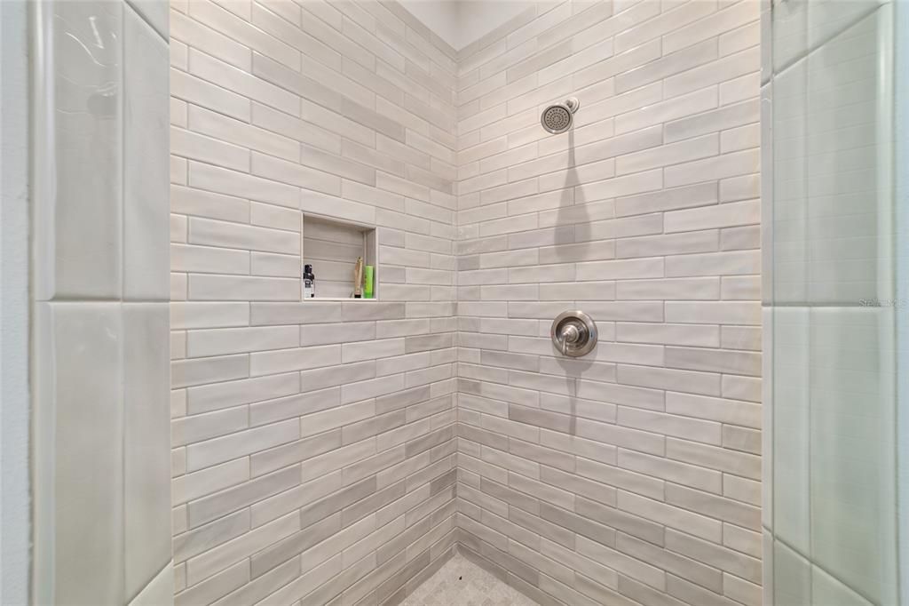 For Sale: $1,695,000 (5 beds, 4 baths, 3466 Square Feet)