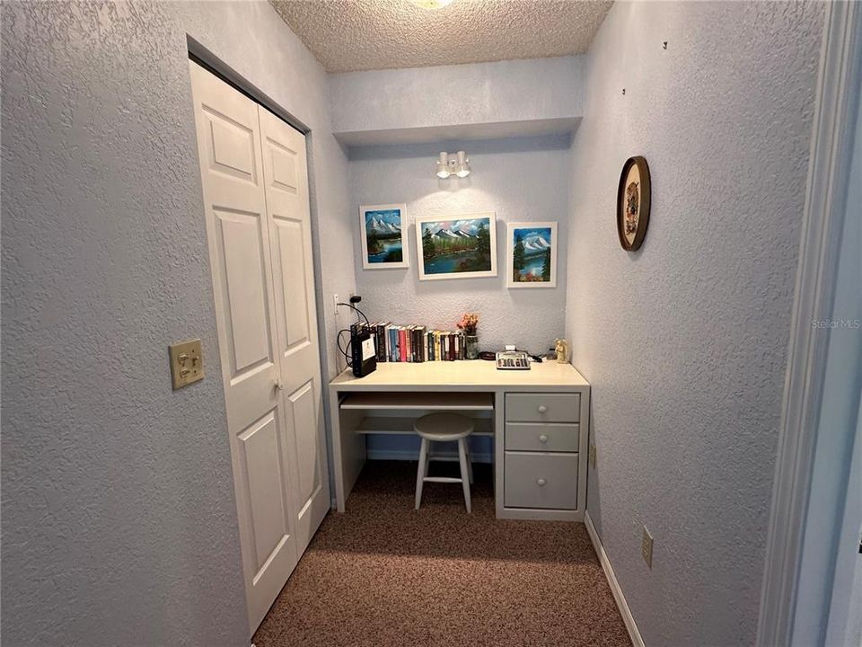 For Sale: $192,000 (2 beds, 2 baths, 1296 Square Feet)