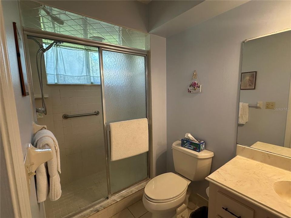 For Sale: $192,000 (2 beds, 2 baths, 1296 Square Feet)