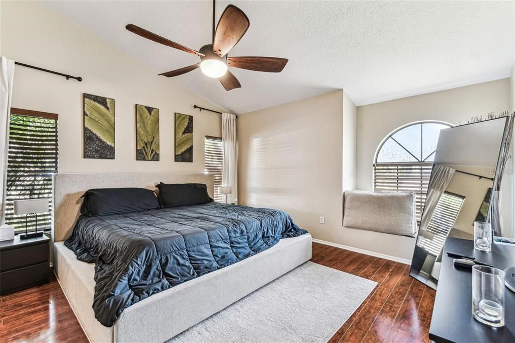 В аренду: $4,000 (4 спален, 3 ванн, 2114 Квадратных фут)