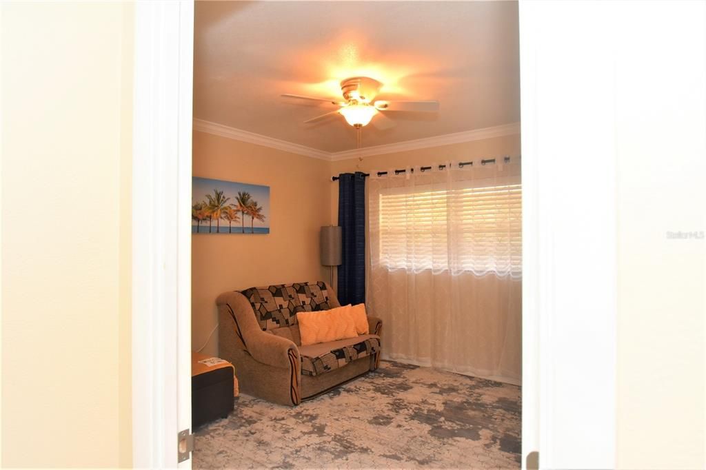 出租: $3,500 (2 贝兹, 1 浴室, 991 平方英尺)