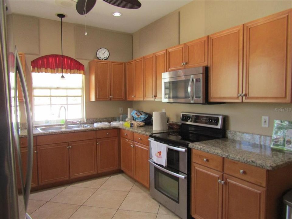 For Rent: $5,000 (2 beds, 2 baths, 1577 Square Feet)