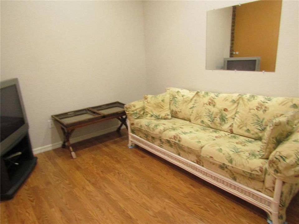 For Rent: $5,000 (2 beds, 2 baths, 1577 Square Feet)