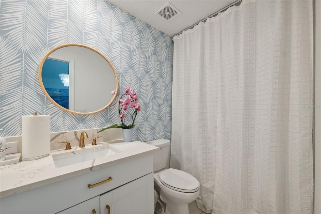 合同活跃: $249,900 (3 贝兹, 2 浴室, 1495 平方英尺)