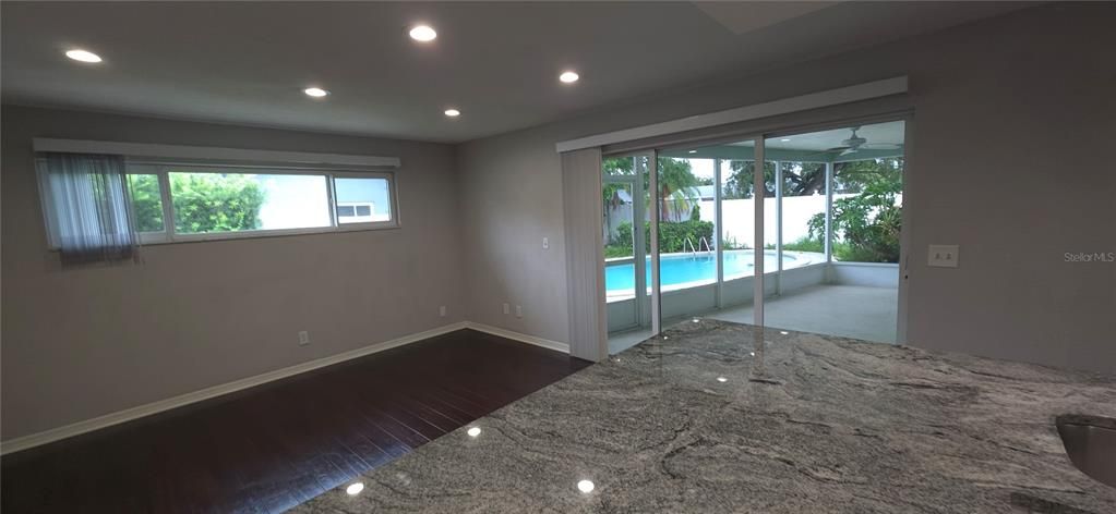 For Rent: $3,795 (3 beds, 2 baths, 1787 Square Feet)