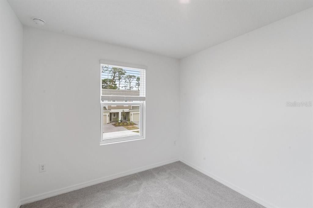 На продажу: $289,584 (3 спален, 2 ванн, 1558 Квадратных фут)