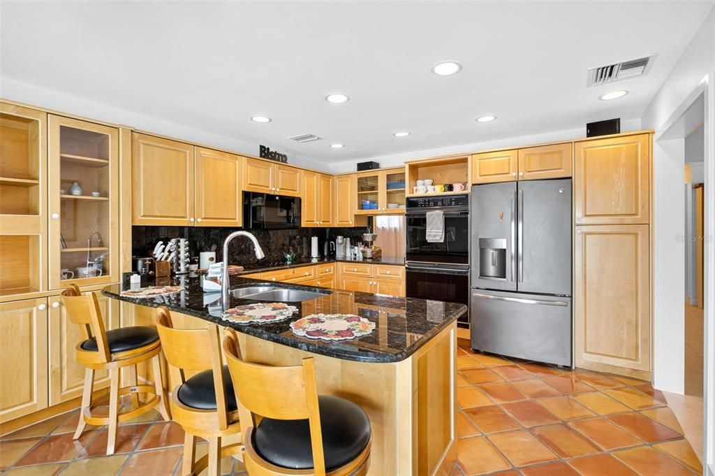 En Venta: $1,900,789 (3 camas, 2 baños, 2926 Pies cuadrados)