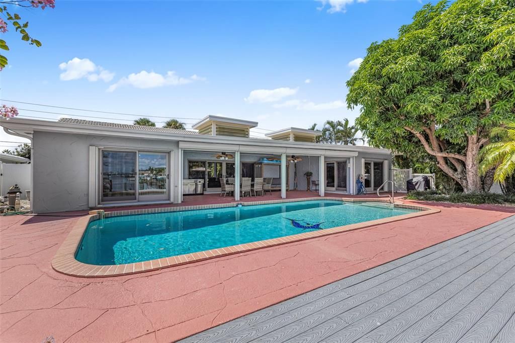 En Venta: $1,900,789 (3 camas, 2 baños, 2926 Pies cuadrados)