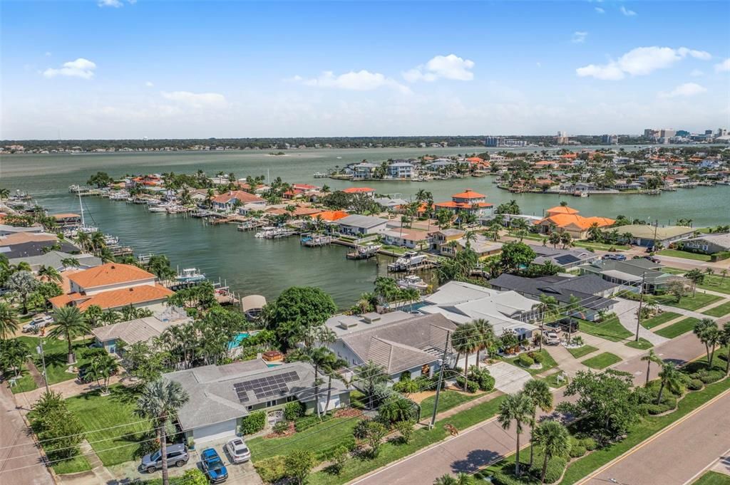 En Venta: $1,900,789 (3 camas, 2 baños, 2926 Pies cuadrados)